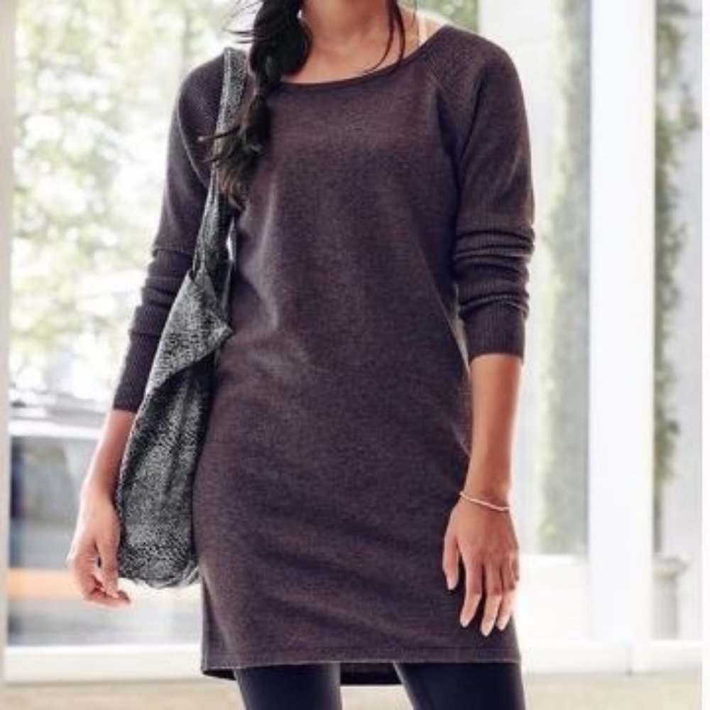 EUC Athleta purple 100% merino wool sweater dress, small petite
